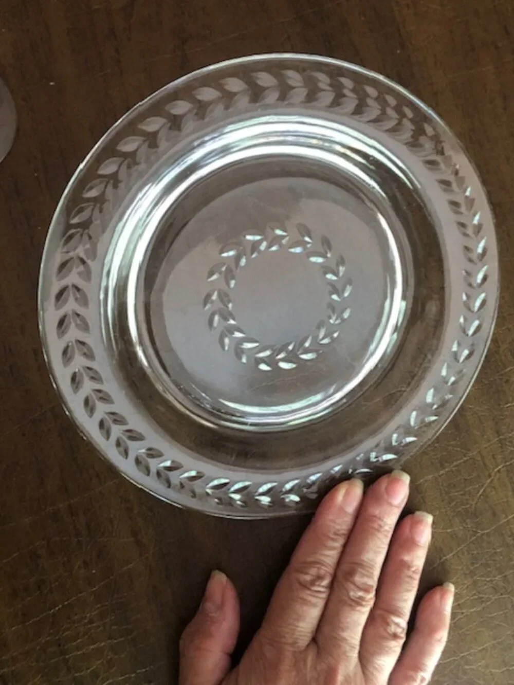 Cambridge Crystal Minton Wreath Etched 8